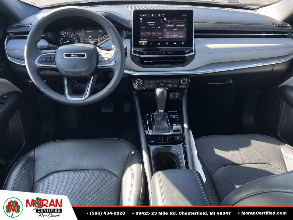 Used 2023 Jeep Compass Limited AWD/4WD image 13