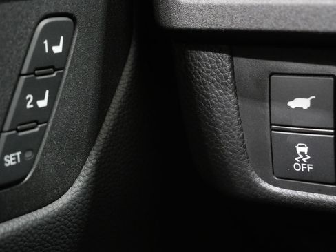 Used 2025 Honda CR-V Sport-L image 13