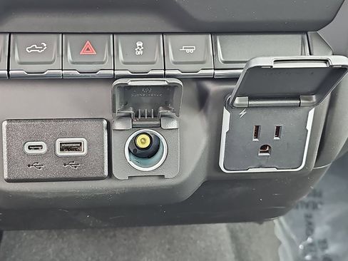 New 2026 Chevrolet Silverado 1500 Custom image 25