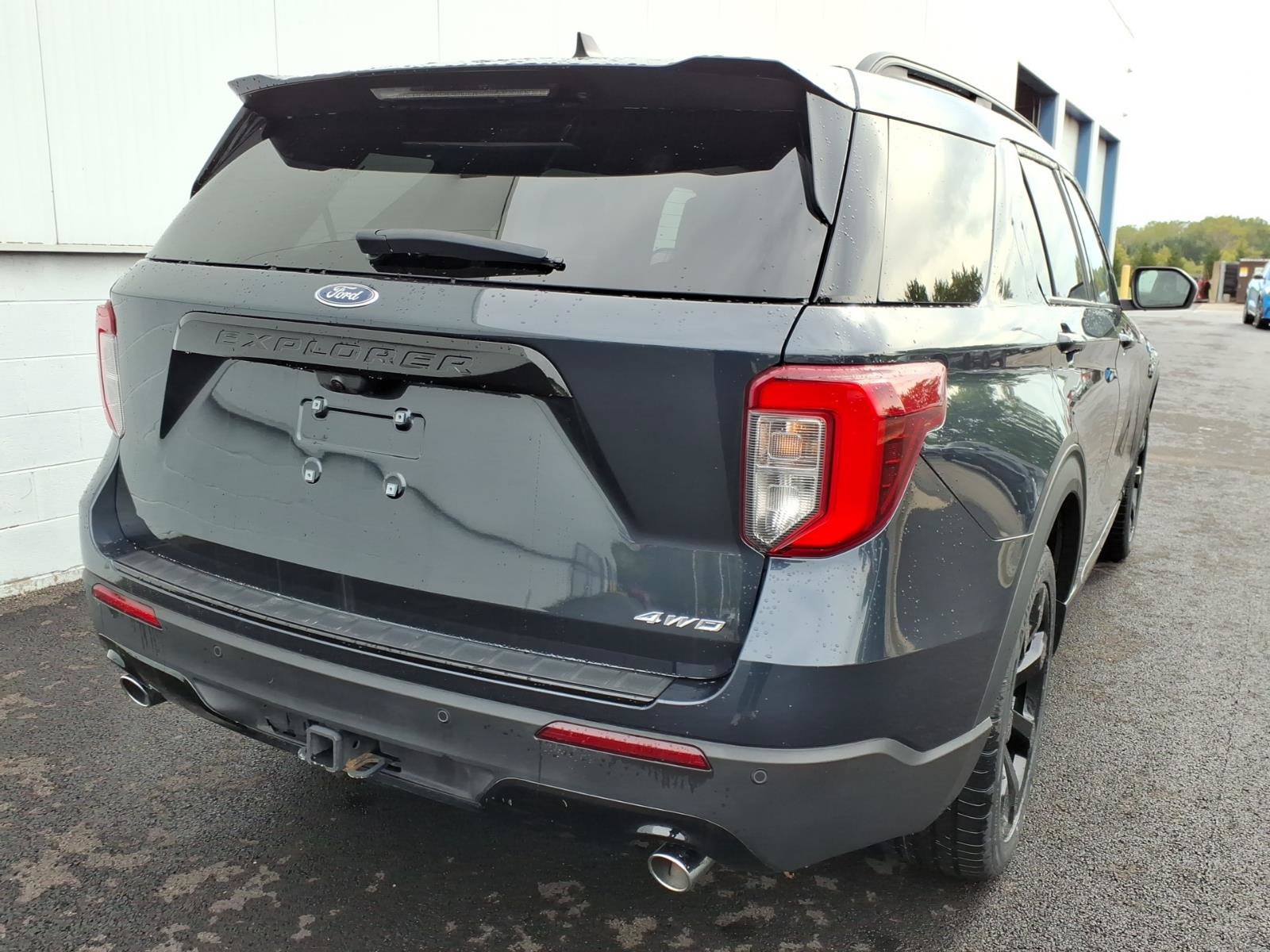 Certified 2023 Ford Explorer ST-Line w/ Class IV Trailer Tow Package AWD/4WD image 6