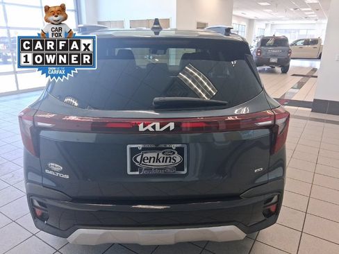 Used 2024 Kia Seltos S AWD/4WD image 17