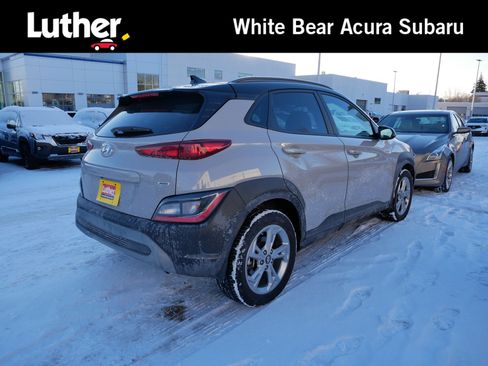 Used 2023 Hyundai Kona SEL image 1