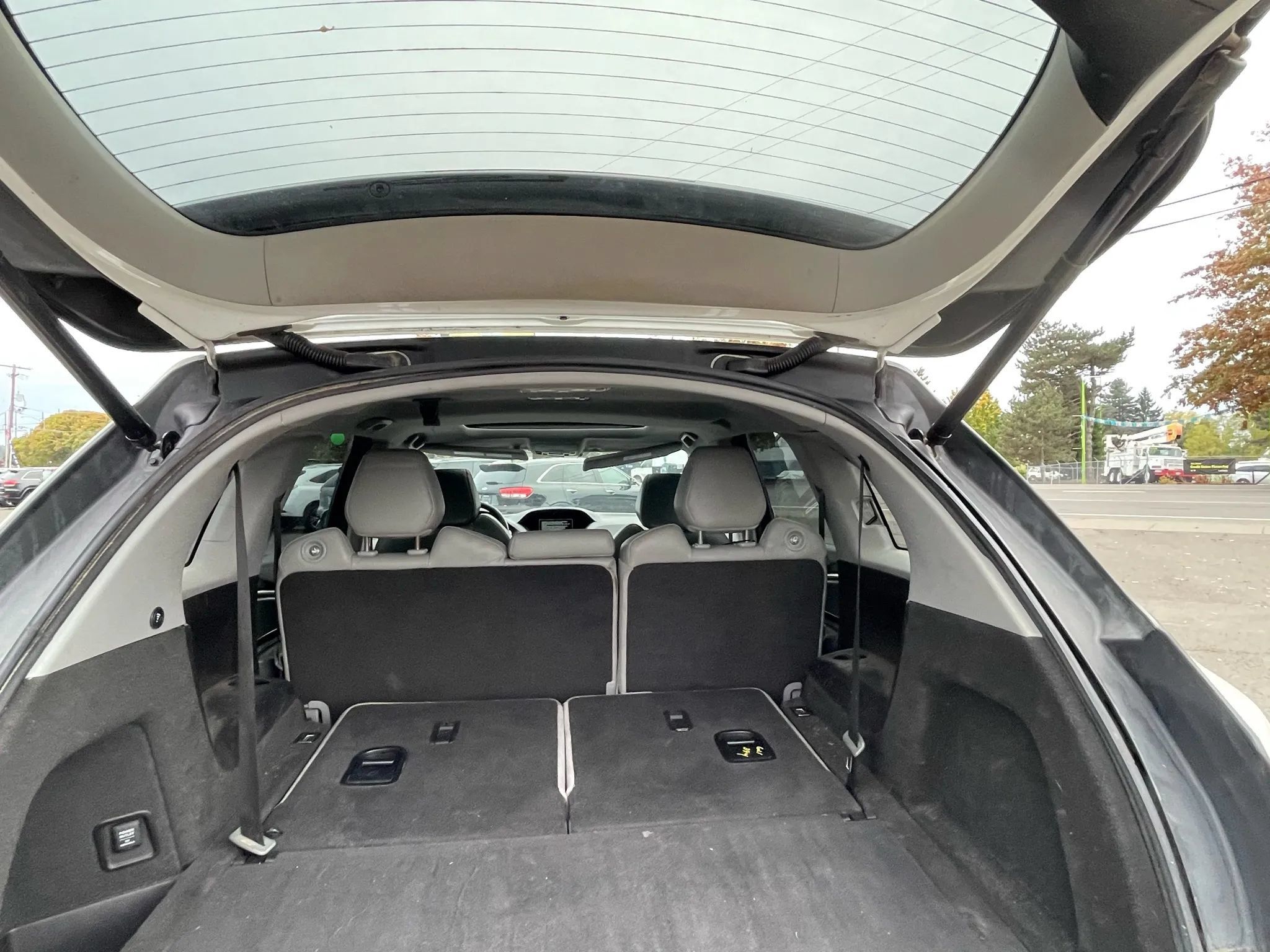 Used 2014 Acura MDX w/ Technology Package AWD/4WD image 12