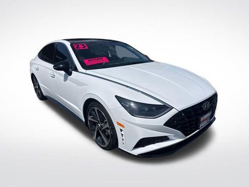 Certified 2023 Hyundai Sonata SEL Plus w/ Cargo Package FWD image 7