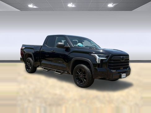 Used 2023 Toyota Tundra SR5 AWD/4WD image 7
