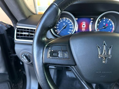 Used 2014 Maserati Ghibli image 14