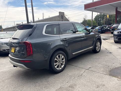Used 2020 Kia Telluride LX FWD image 5