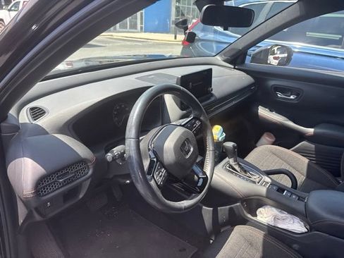 Used 2024 Honda HR-V Sport image 9