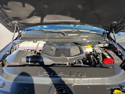 Used 2025 RAM 1500 Big Horn image 24