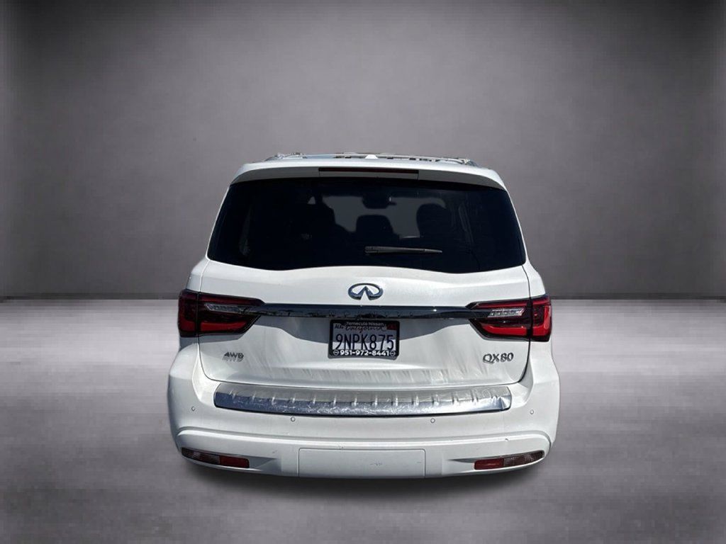 Used 2024 INFINITI QX80 Premium Select w/ Cargo Package AWD/4WD image 6