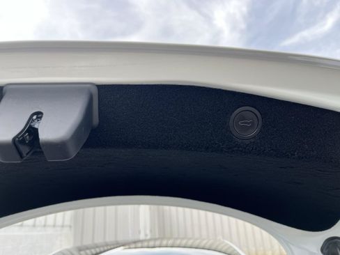 Used 2024 Tesla Model 3 Long Range AWD/4WD image 20