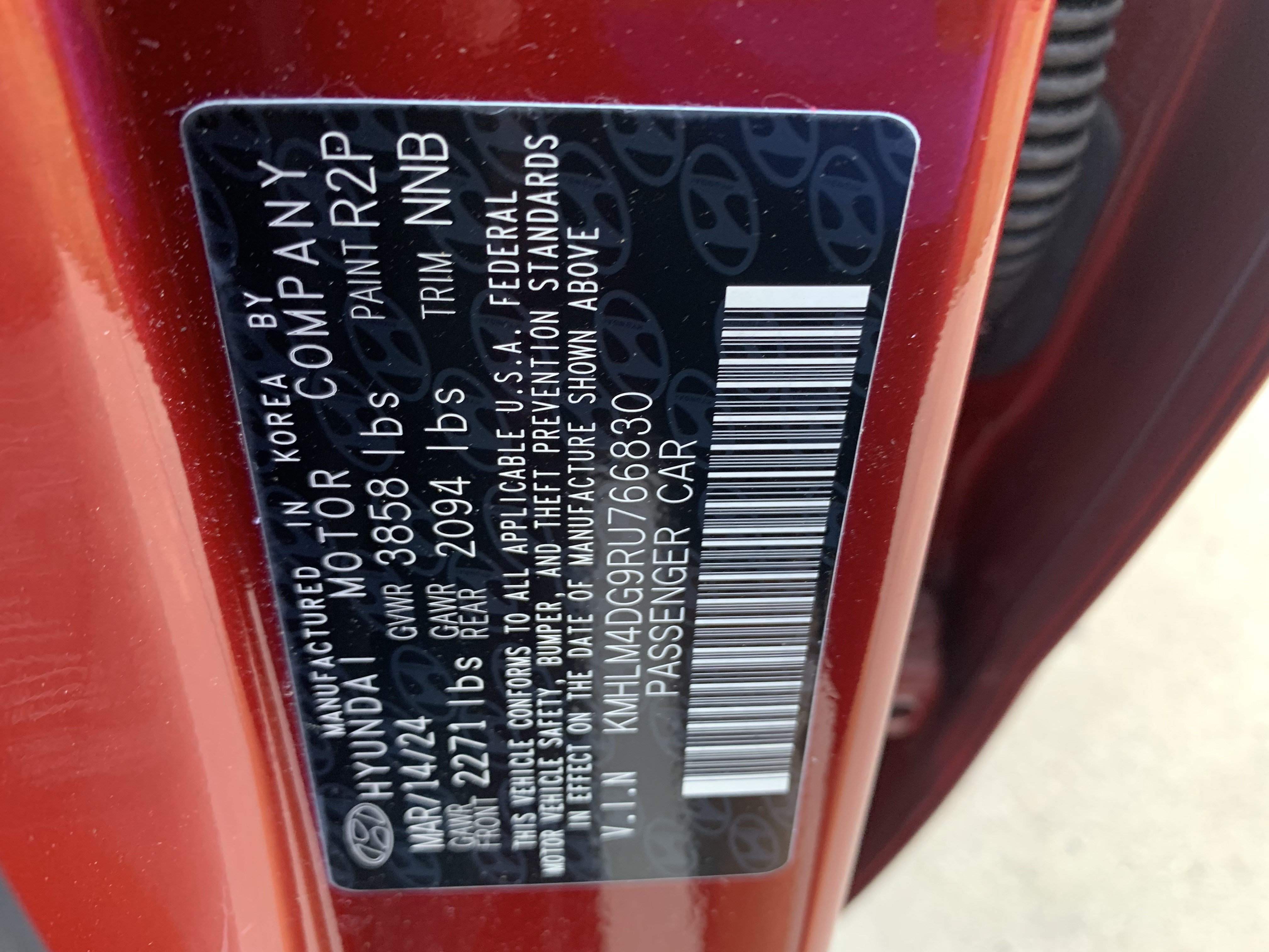 Used 2024 Hyundai Elantra SEL FWD image 36