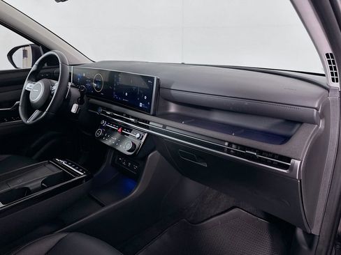 Certified 2025 Hyundai Tucson Limited FWD image 30