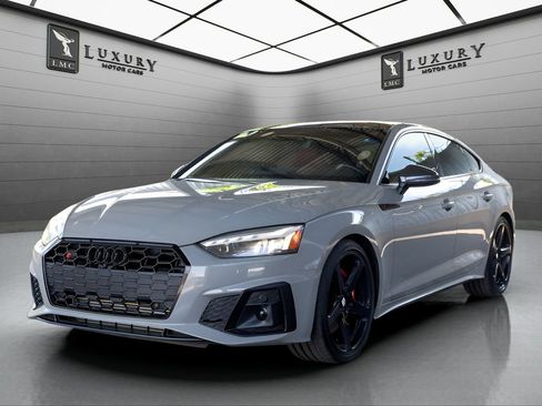 Used 2022 Audi S5 Premium Plus w/ Premium Plus Package AWD/4WD image 4