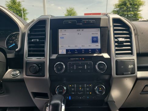 Used 2019 Ford F150 Lariat RWD image 18