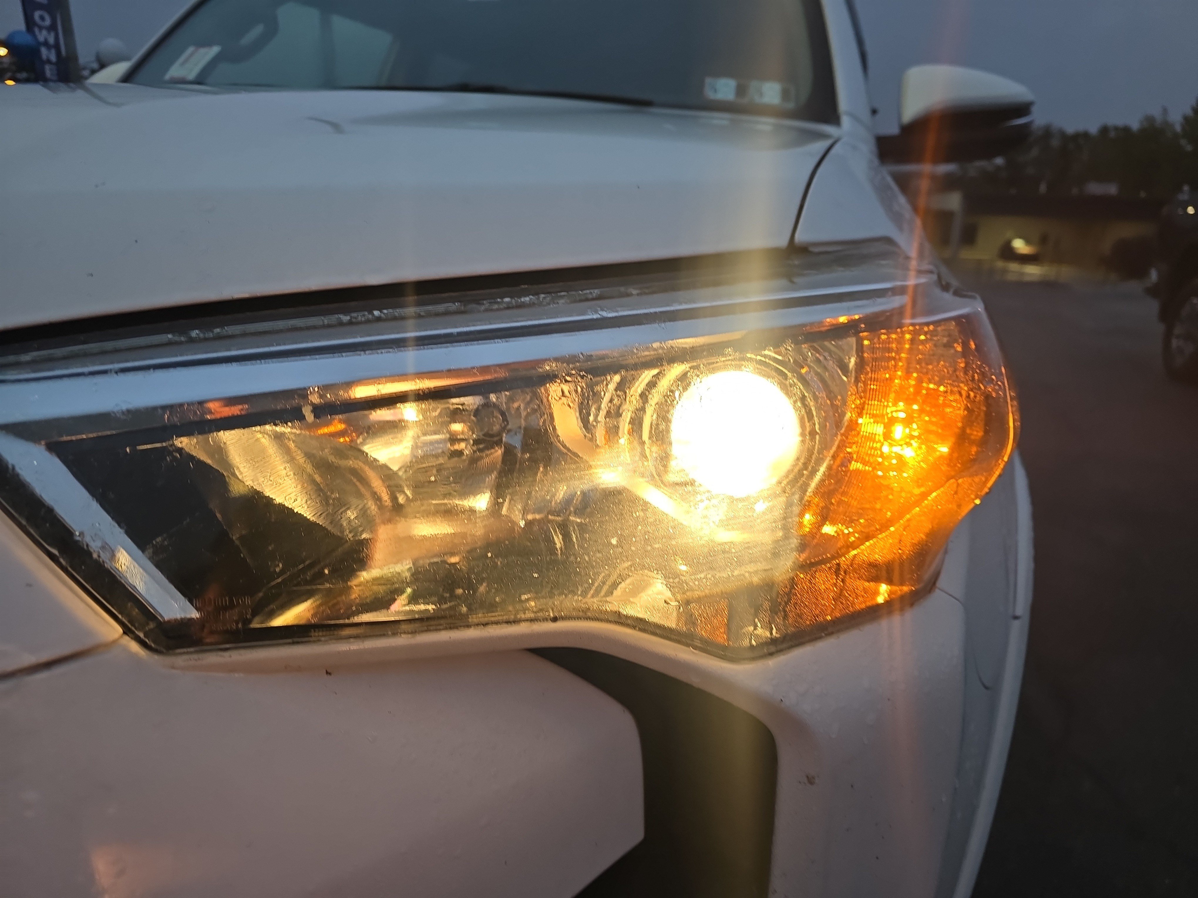 Used 2018 Toyota 4Runner SR5 Premium AWD/4WD image 11