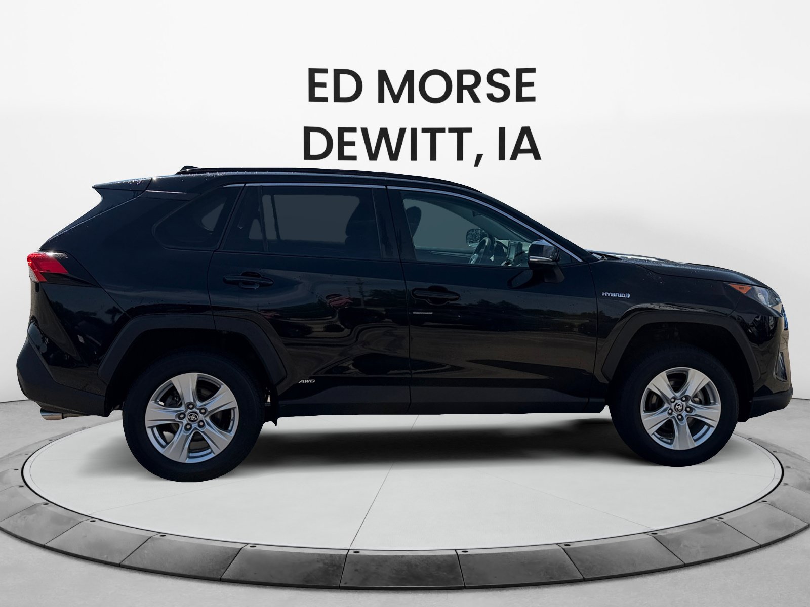 Used 2021 Toyota RAV4 LE AWD/4WD image 6