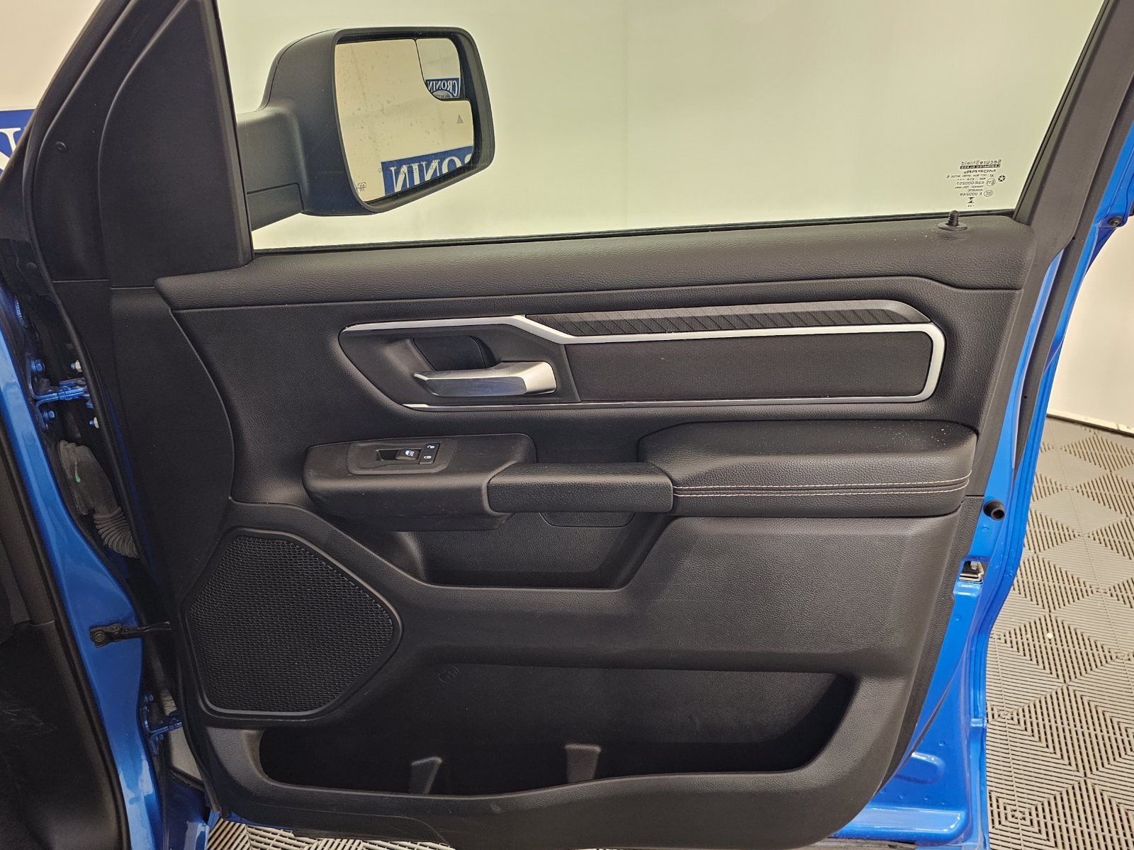Used 2025 RAM 1500 Big Horn AWD/4WD image 28