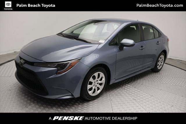 Certified 2022 Toyota Corolla LE FWD image 1
