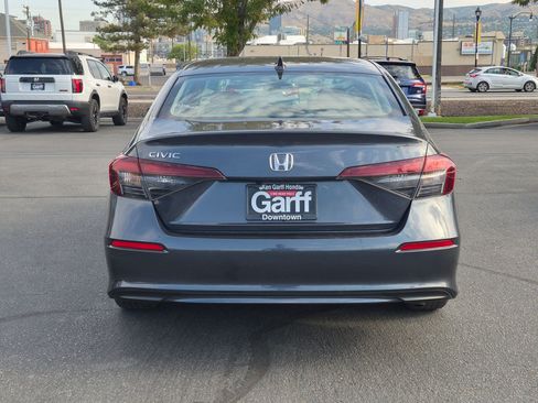 Used 2025 Honda Civic LX image 7