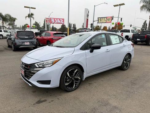 New 2025 Nissan Versa SR w/ Trunk Package image 3
