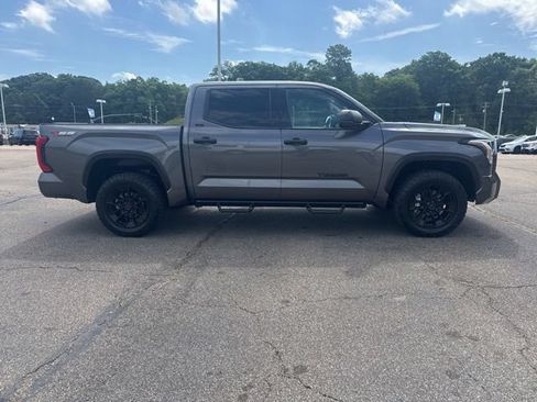 Used 2023 Toyota Tundra SR5 AWD/4WD image 7