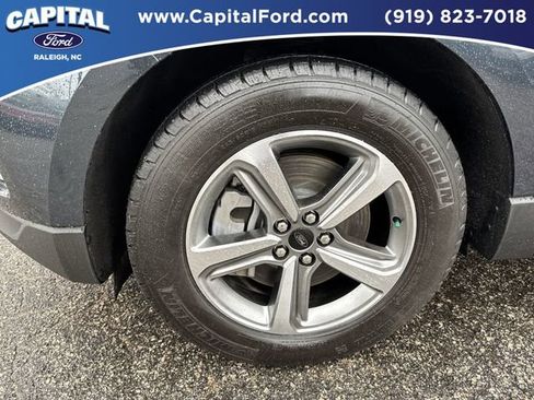 Certified 2023 Ford Edge SEL w/ Convenience Package image 12