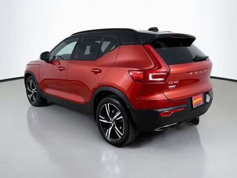 Used 2020 Volvo XC40 T5 R-Design AWD/4WD image 6
