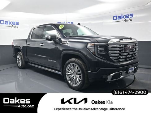 Used 2023 GMC Sierra 1500 Denali w/ Denali Reserve Package AWD/4WD image 1
