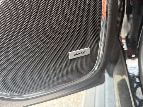 Used 2018 GMC Yukon XL Denali w/ Enhanced Security Package image 31