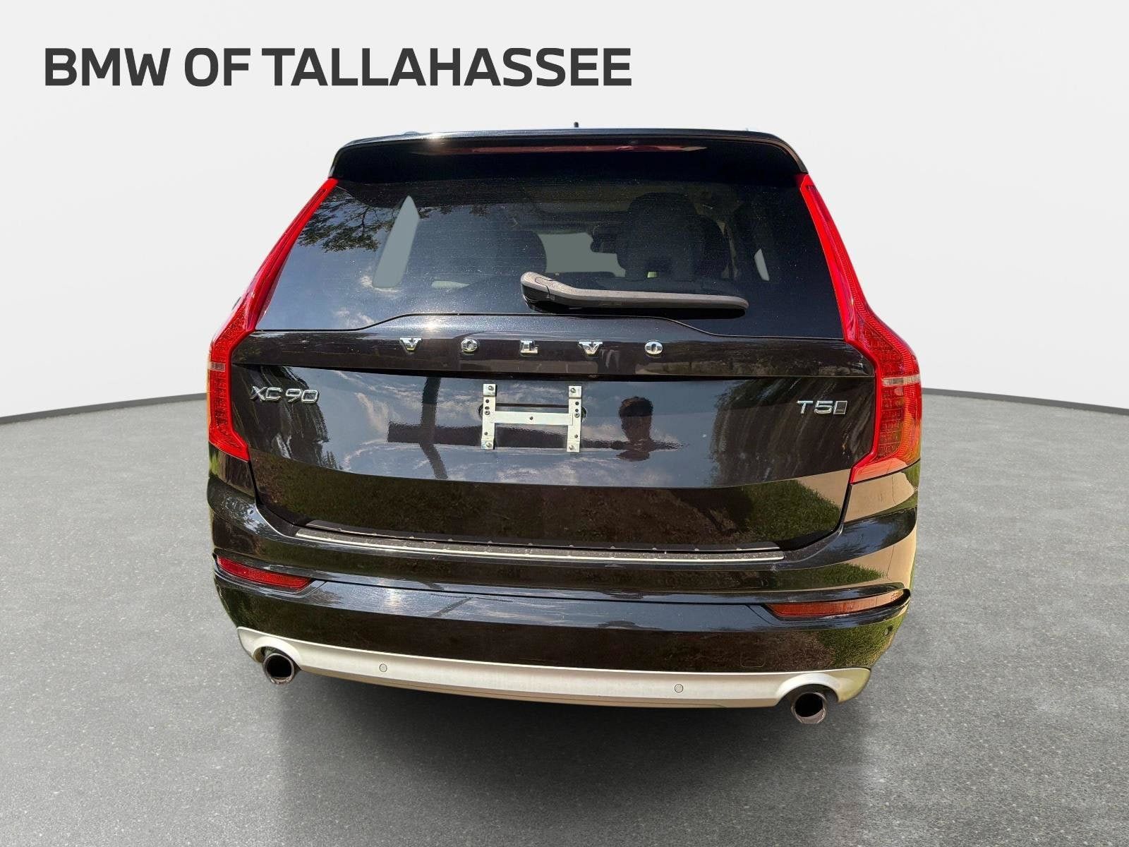 Used 2019 Volvo XC90 T5 Momentum w/ Protection Package Premier AWD/4WD image 6