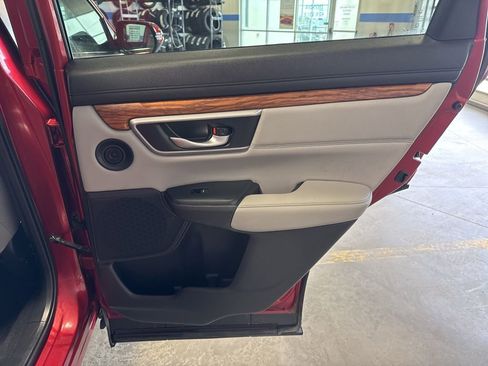 Used 2020 Honda CR-V Touring image 31