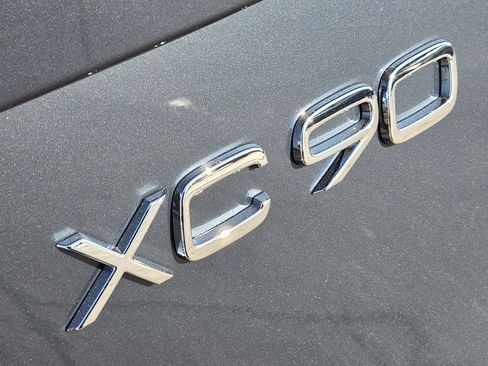 New 2026 Volvo XC90 B6 Ultra image 14