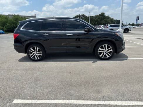 Used 2018 Honda Pilot Elite image 6