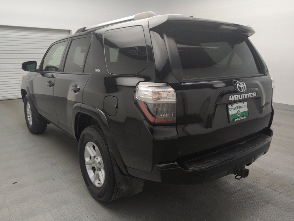 Used 2022 Toyota 4Runner SR5 RWD image 5