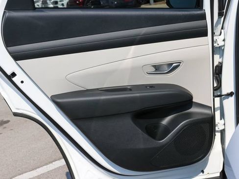 New 2026 Hyundai Tucson SEL FWD image 13