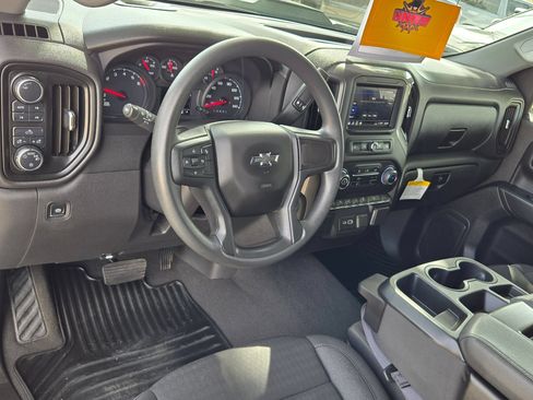 Certified 2025 Chevrolet Silverado 1500 Custom Trail Boss w/ Dark Appearance Package AWD/4WD image 10