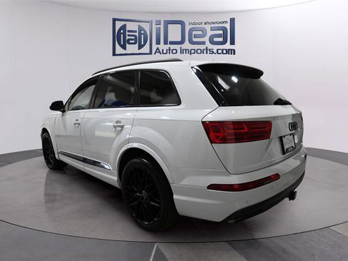 Used 2017 Audi Q7 3.0T Prestige w/ Prestige Package image 3
