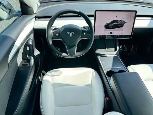 Used 2023 Tesla Model 3 Standard Range RWD image 22