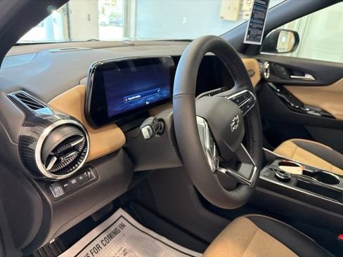 New 2026 Chevrolet Equinox ACTIV AWD/4WD image 19