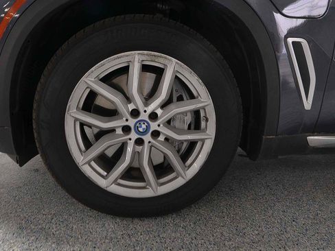 Used 2021 BMW X5 xDrive45e w/ Premium Package image 5