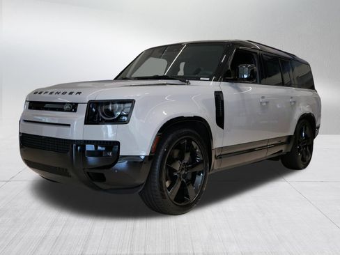 New 2026 Land Rover Defender 130 X-Dynamic SE AWD/4WD image 1