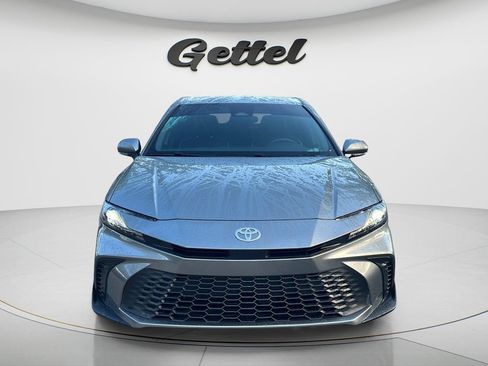 Used 2026 Toyota Camry SE FWD image 2