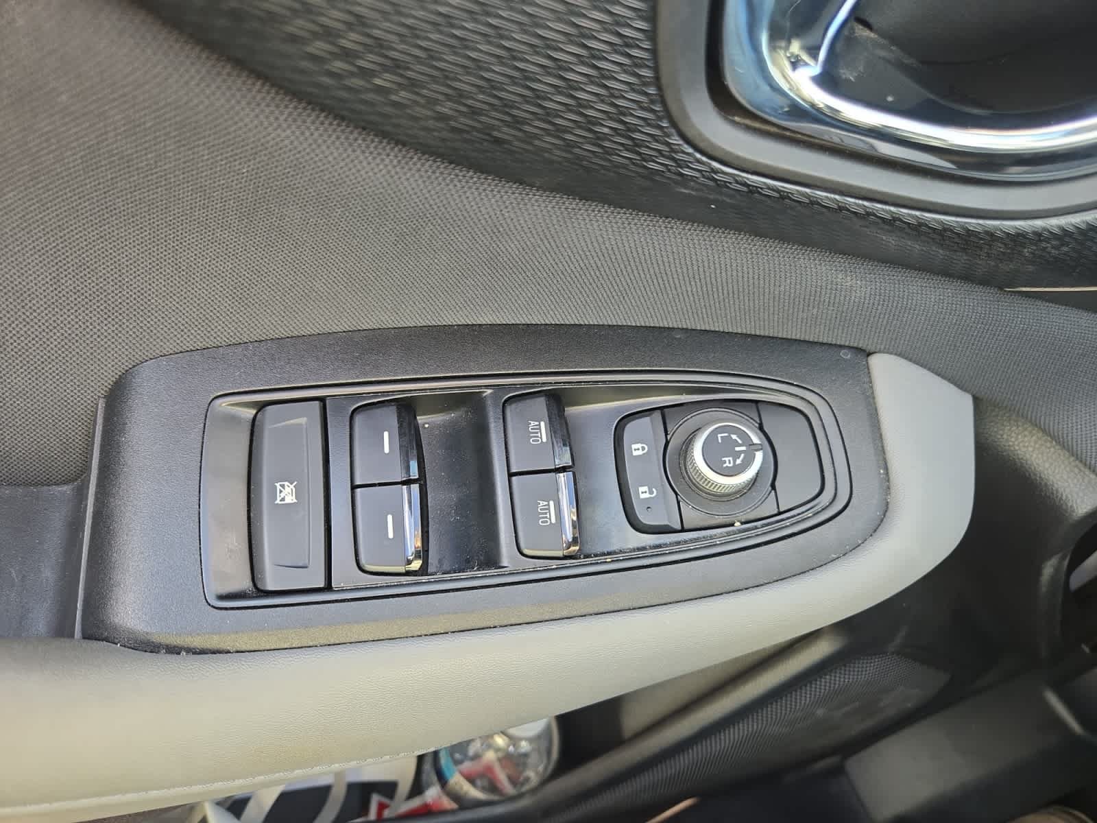 Used 2025 Subaru Outback Premium AWD/4WD image 18