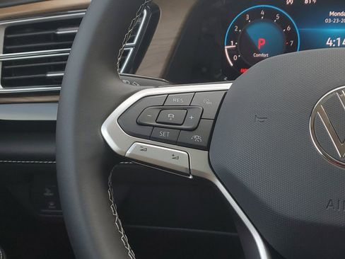 New 2026 Volkswagen Atlas SE FWD image 23