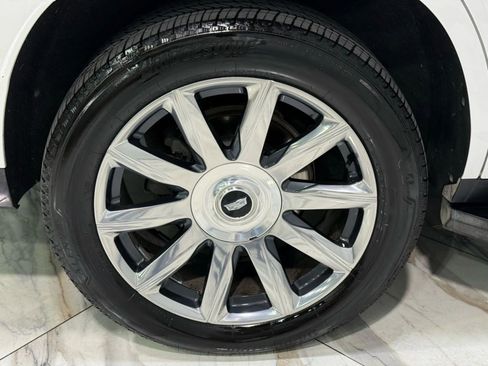 Used 2021 Cadillac Escalade Premium Luxury Platinum image 34