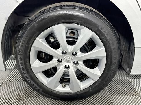 Used 2023 Toyota Corolla LE image 42