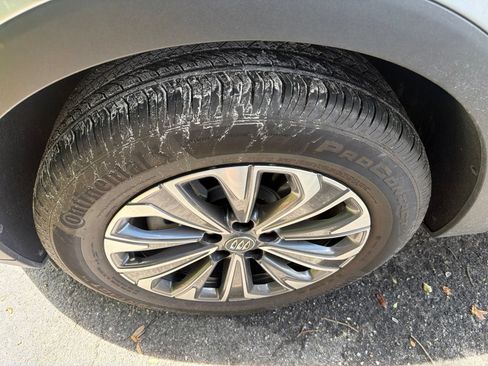 Used 2025 Buick Envision Preferred AWD/4WD image 5