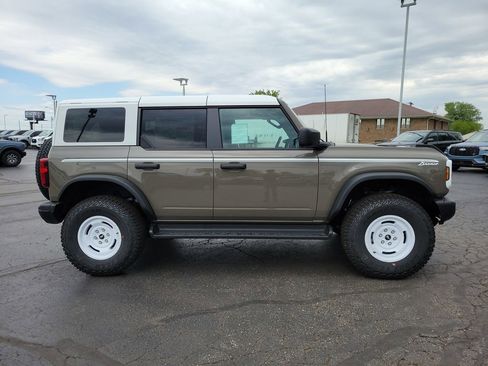 New 2026 Ford Bronco Heritage Edition AWD/4WD image 3