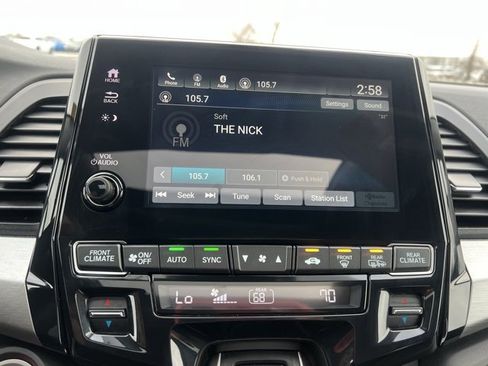 Used 2023 Honda Odyssey EX-L image 18